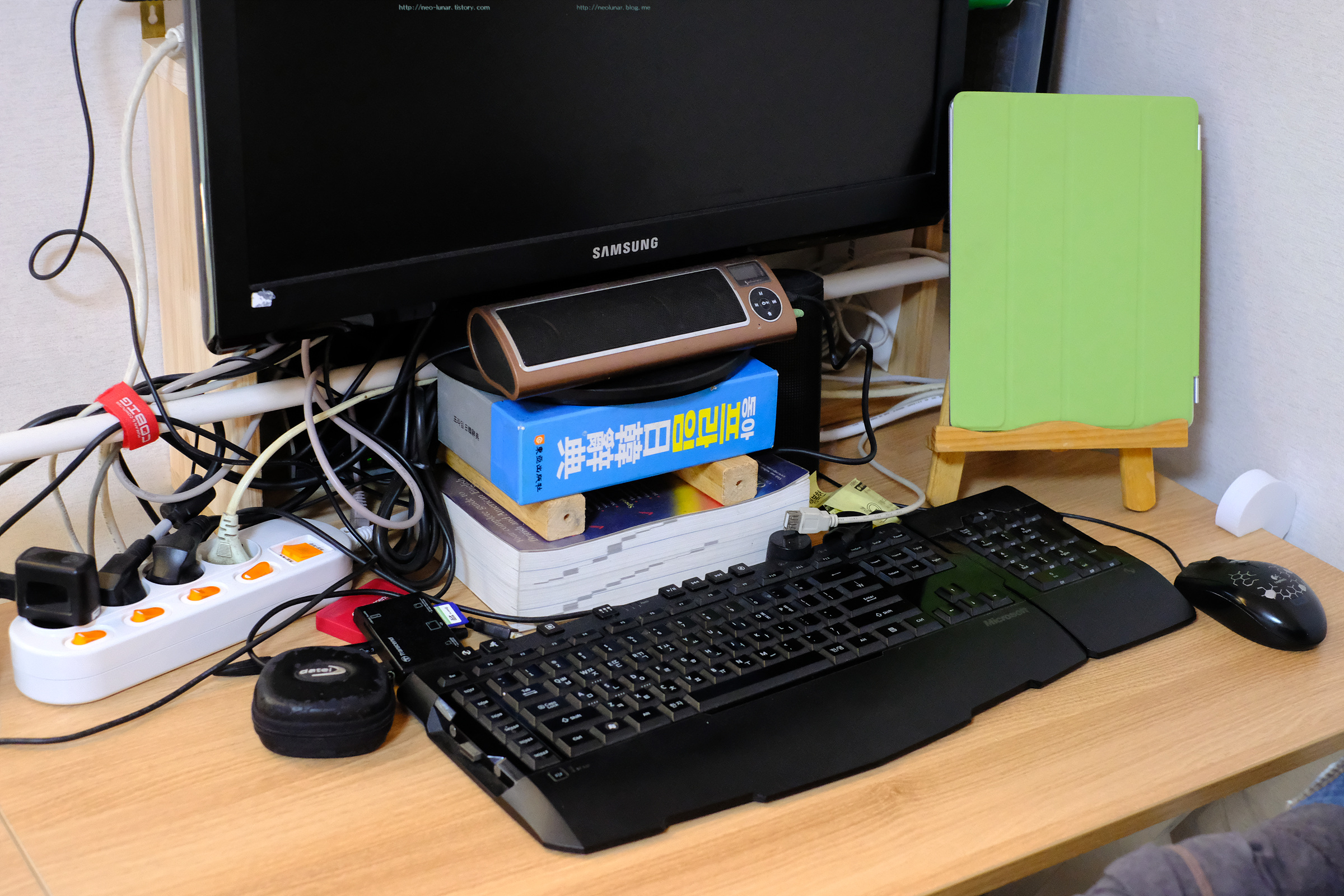 책상을 깔끔하게 알루미늄 모니터 스탠드 MD-500sv - 에누리 쇼핑지식 리뷰