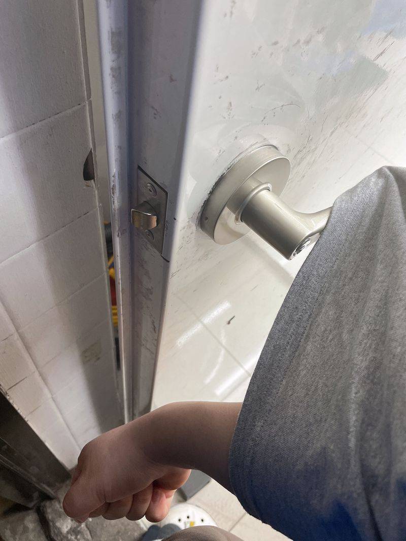 썸네일-오버핏 반소매 입으면 안 좋은 점-이미지