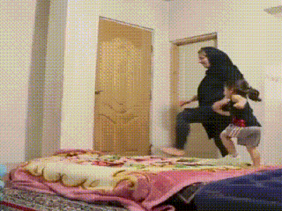 썸네일-엄마 비켜봐!!! 내가 할게!!-이미지