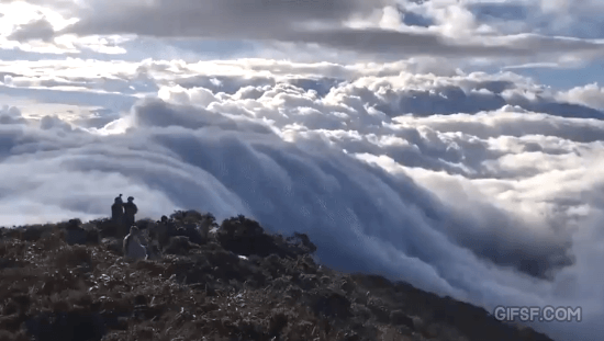 썸네일-강처럼 흐르는 구름-이미지
