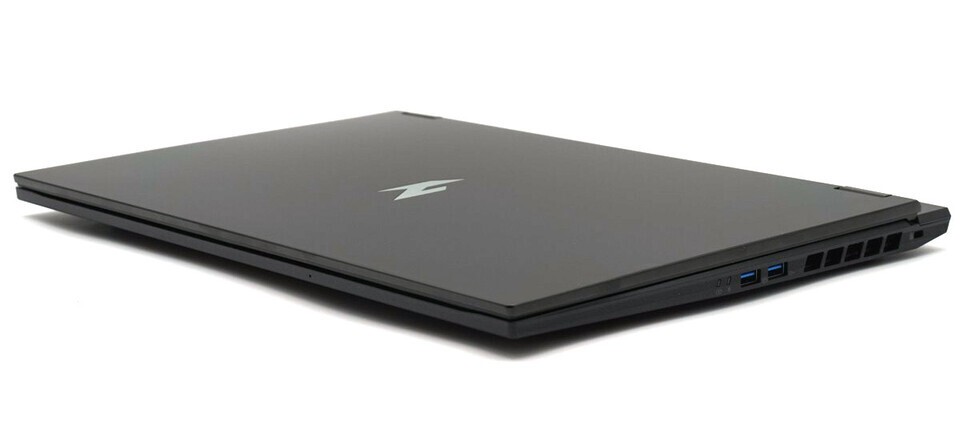 가장 얇은 지점의 두께는 15.08mm에 불과하다.