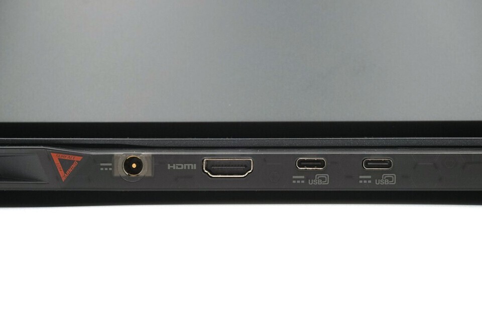 후면부 I/O 포트